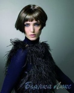 modnye-zhenskije-strigki-2010-2011-foto03.jpg